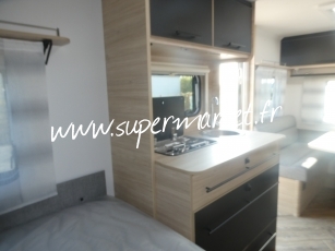 Caravelair - Sport line 492 lits jumeaux STORE OU AUVENT