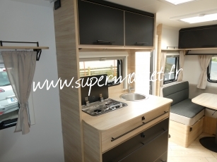 Caravelair - Sport line 480 Lit central Pack look AVEC STORE OU AUVENT