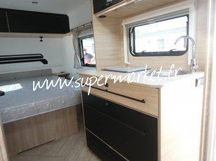 Caravelair - Sport line 480 Lit central AVEC STORE OU AUVENT ET CLIM