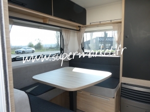 Caravelair - Sport line 480 Lit central AVEC STORE OU AUVENT ET CLIM